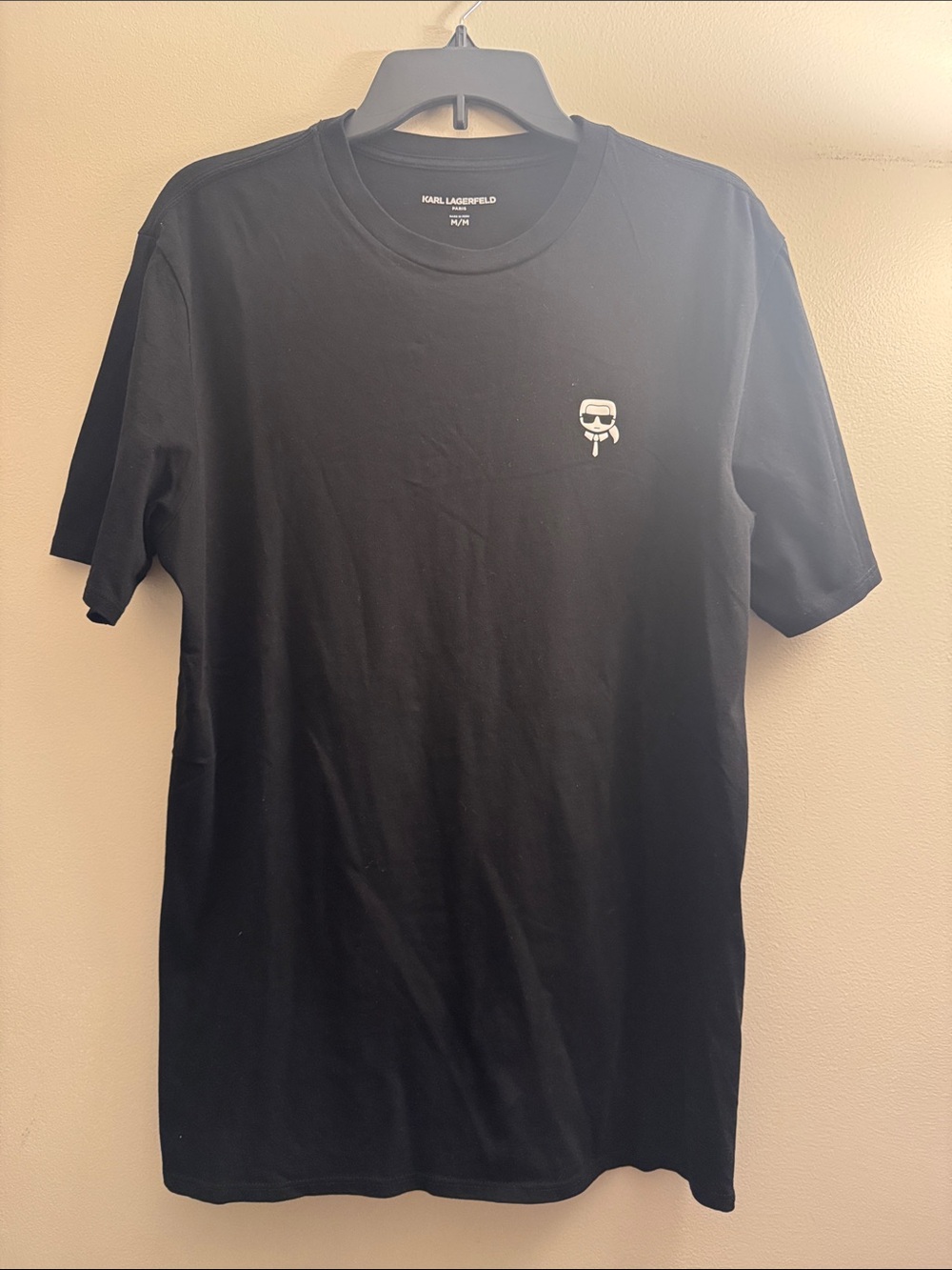 Karl Lagerfeld Men’s Black T-shirt Size: M